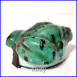 18 th C French antique faience tin-glazed suff box frog tinplate bottom cover