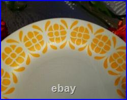 8 Lovely vintage french dessert Plates Sarreguemines orange yellow flowers 1960s