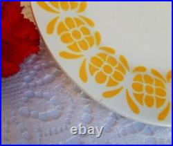8 Lovely vintage french dessert Plates Sarreguemines orange yellow flowers 1960s