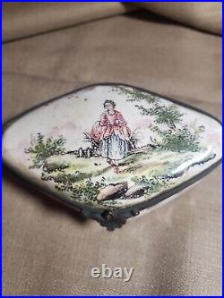 Antique C18th French Veuve Perrin Faience Patch/Snuff Box