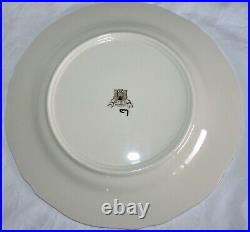 French GIEN Service Rambouillet Dinner Plate Duck Hunting J Bertholle /B