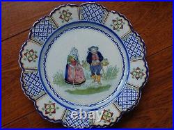 VINTAGE PLATE FRENCH HENRIOT QUIMPER COUPLE BRETON circa 1930s' diameter 10¨