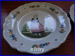 VINTAGE TWO PLATES FRENCH FAIENCE HB QUIMPER COUPLE BRETON 19th Century