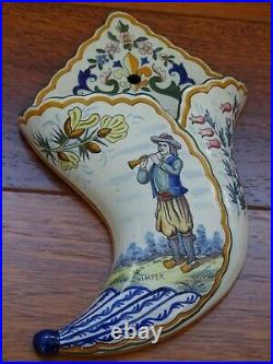 VINTAGE WALL POCKET VASE FRENCH FAIENCE HR QUIMPER circa 1900s